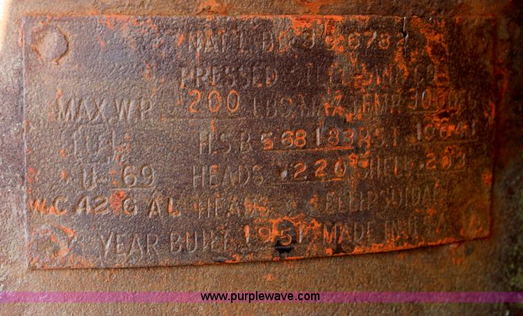 image for item B6847 Case tractor