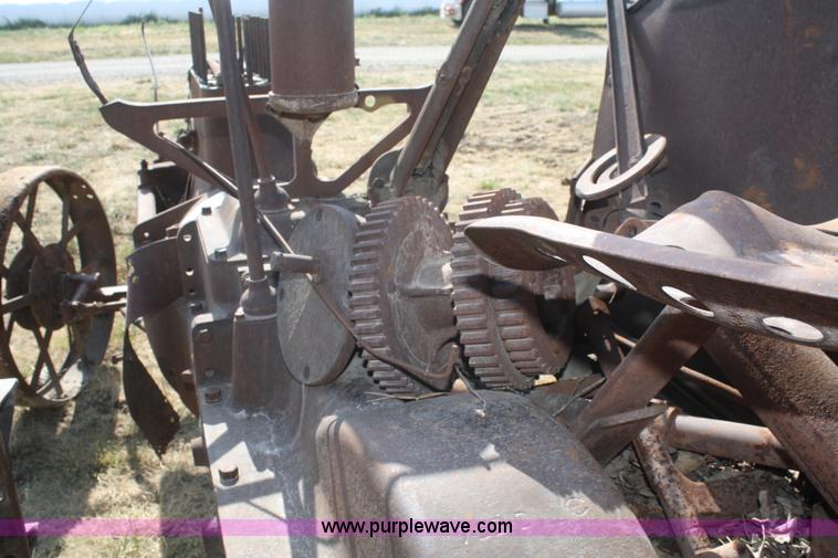 image for item B6868 McCormick-Deering WK40 tractor