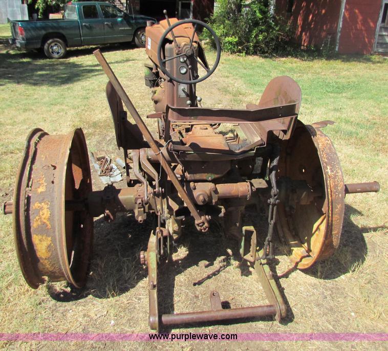 image for item B7346 John Deere MT tractor