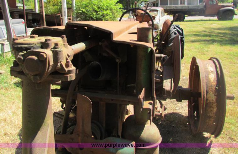 image for item B7346 John Deere MT tractor