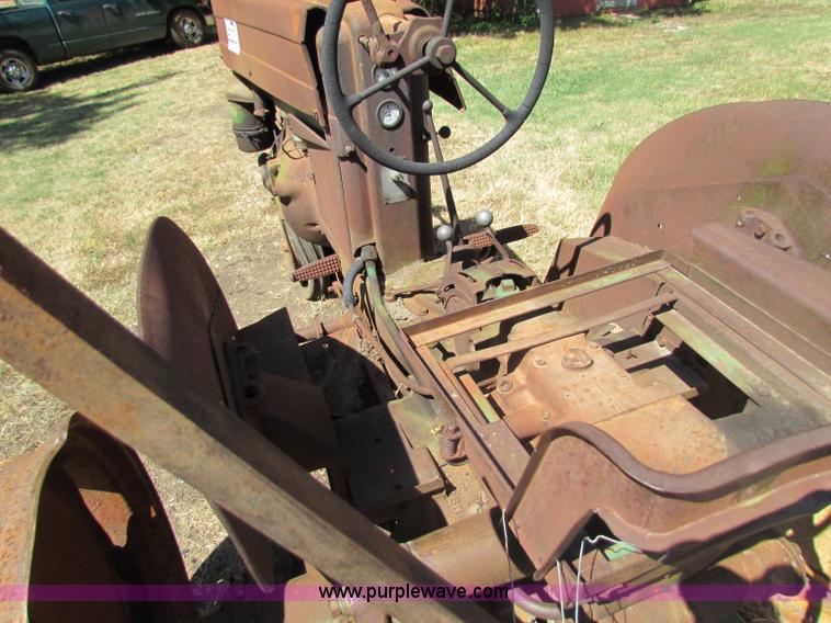 image for item B7346 John Deere MT tractor