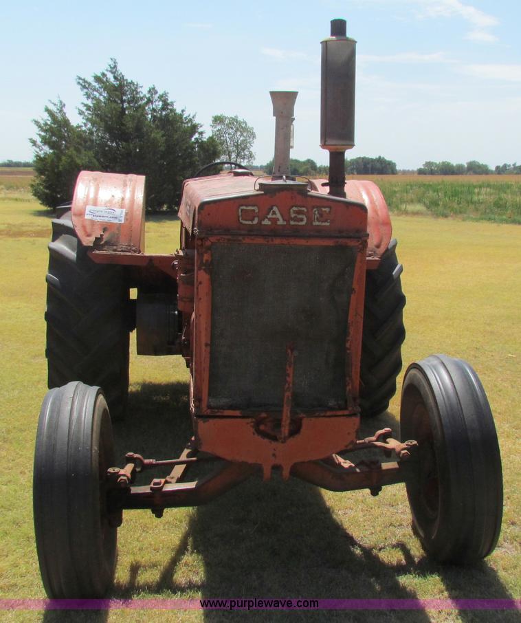 image for item B7364 1937 Case L tractor