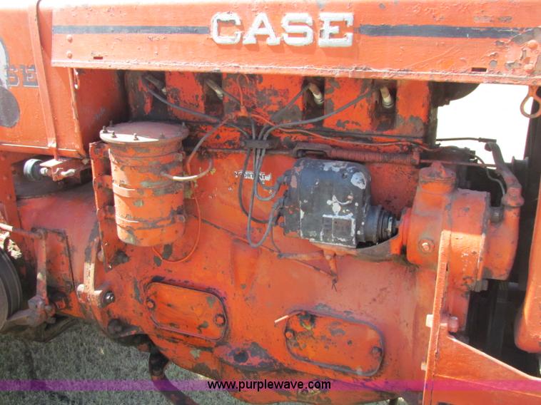 image for item B7364 1937 Case L tractor