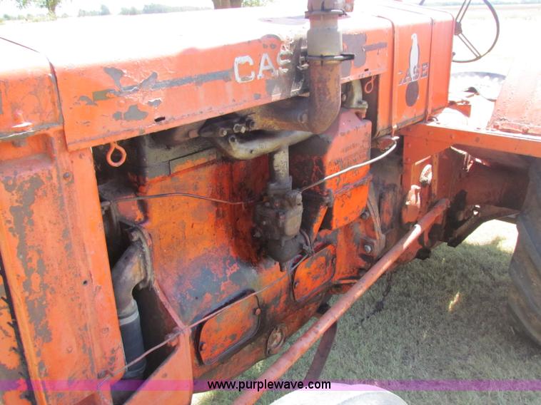 image for item B7364 1937 Case L tractor