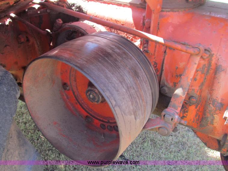 image for item B7364 1937 Case L tractor