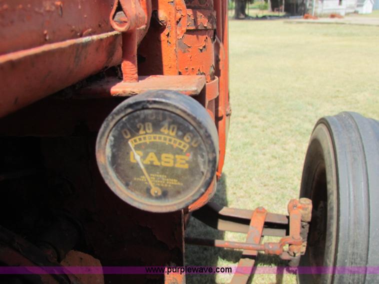 image for item B7364 1937 Case L tractor