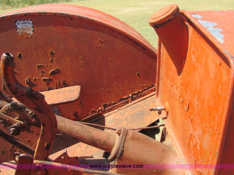 image for item B7364 1937 Case L tractor