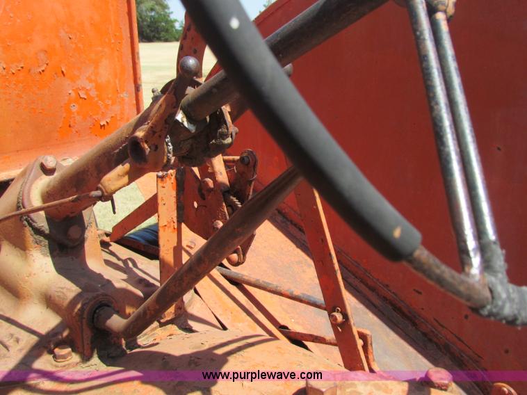 image for item B7364 1937 Case L tractor