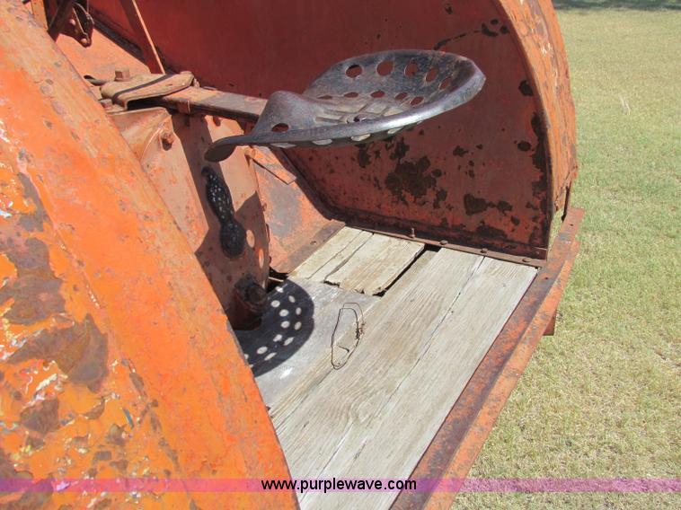 image for item B7364 1937 Case L tractor