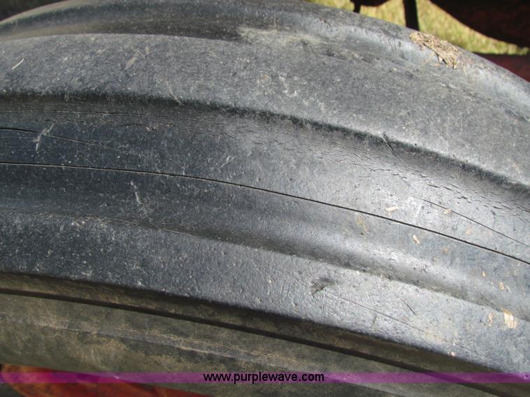 image for item B7364 1937 Case L tractor