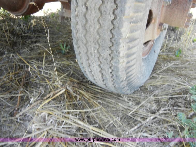 image for item D4253 1953 International R130 pickup truck