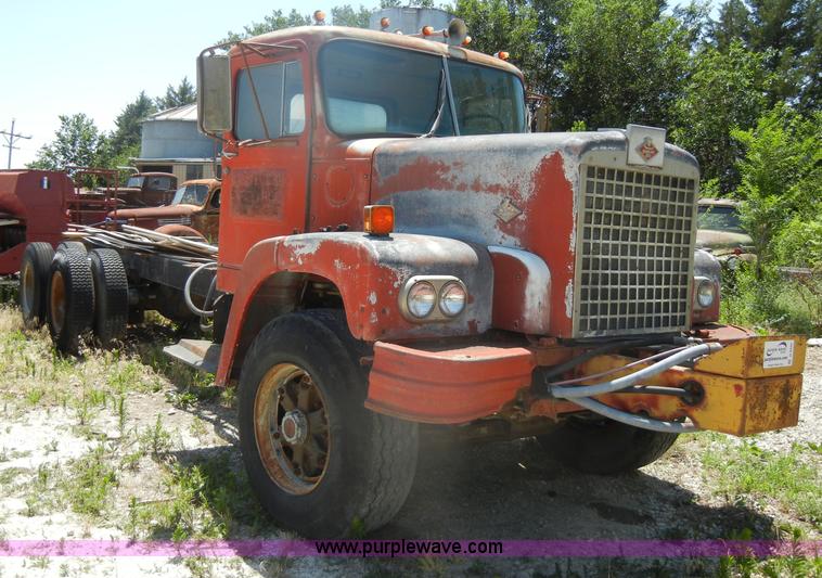 image for item D4255 1974 Diamond Reo DC10164 semi truck cab and chassis