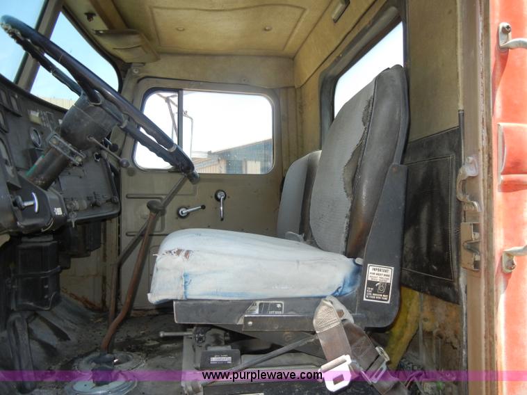 image for item D4255 1974 Diamond Reo DC10164 semi truck cab and chassis
