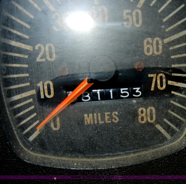 image for item D4255 1974 Diamond Reo DC10164 semi truck cab and chassis