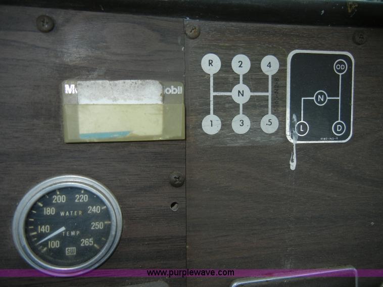 image for item D4255 1974 Diamond Reo DC10164 semi truck cab and chassis