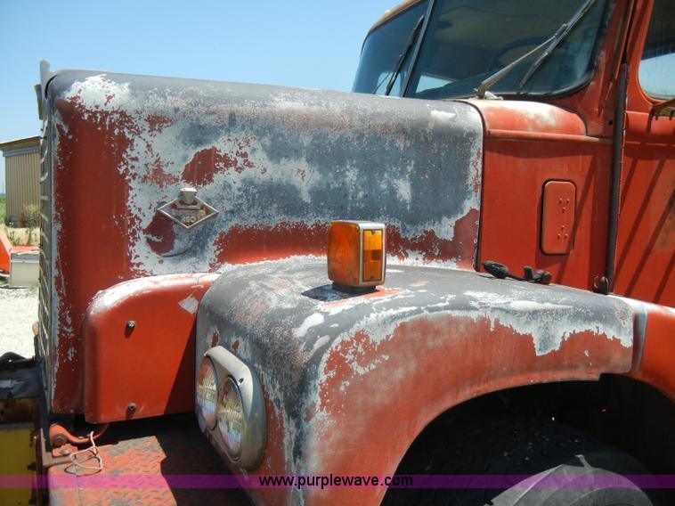 image for item D4255 1974 Diamond Reo DC10164 semi truck cab and chassis