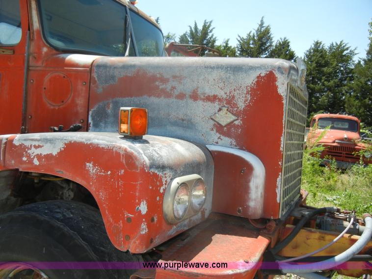 image for item D4255 1974 Diamond Reo DC10164 semi truck cab and chassis