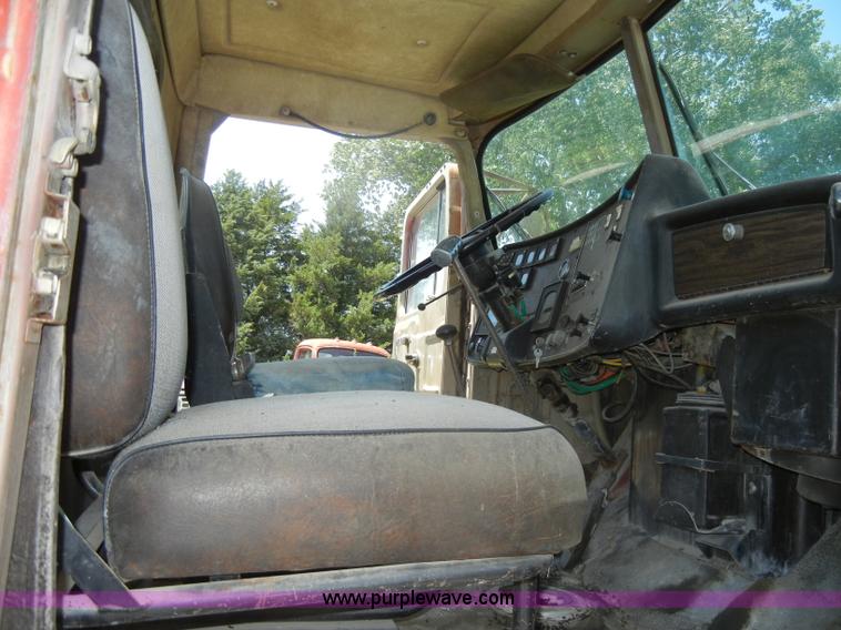 image for item D4255 1974 Diamond Reo DC10164 semi truck cab and chassis