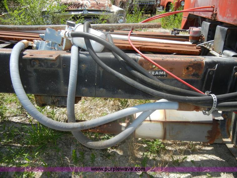 image for item D4255 1974 Diamond Reo DC10164 semi truck cab and chassis