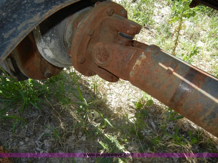 image for item D4255 1974 Diamond Reo DC10164 semi truck cab and chassis