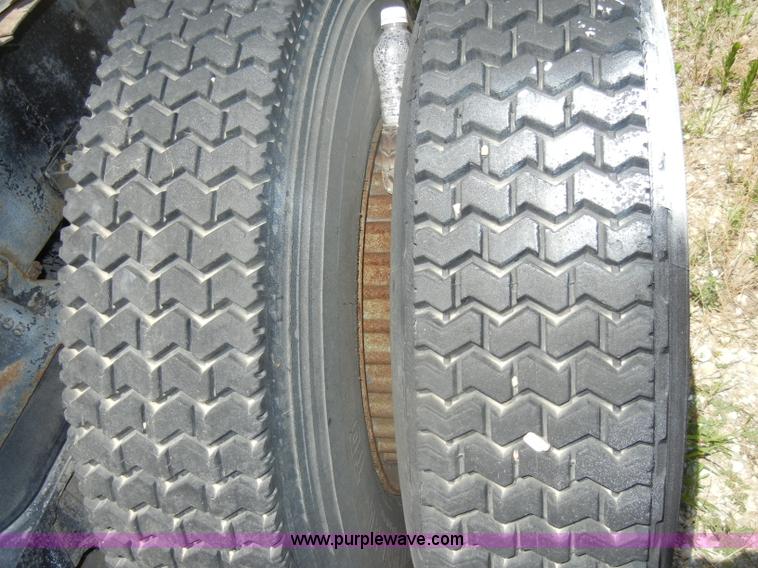 image for item D4255 1974 Diamond Reo DC10164 semi truck cab and chassis