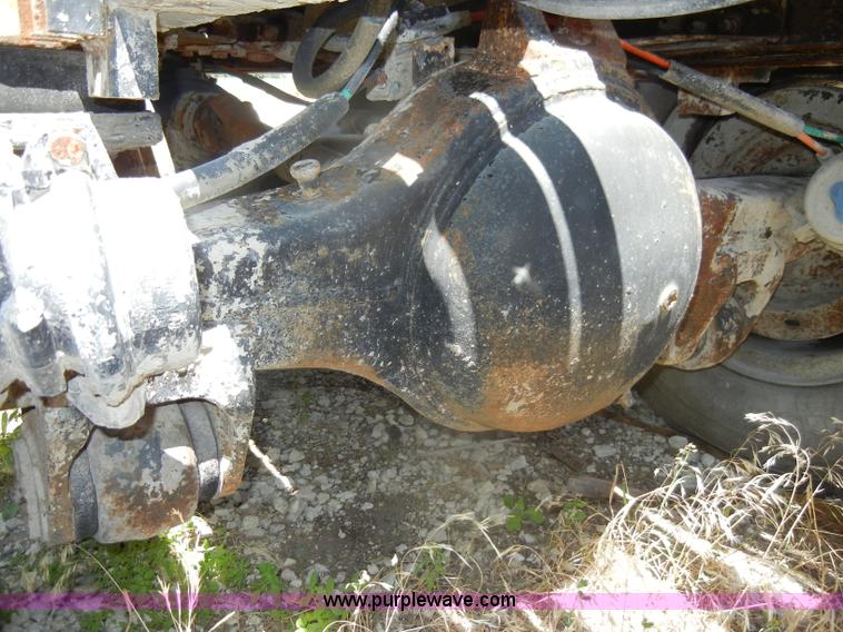 image for item D4255 1974 Diamond Reo DC10164 semi truck cab and chassis