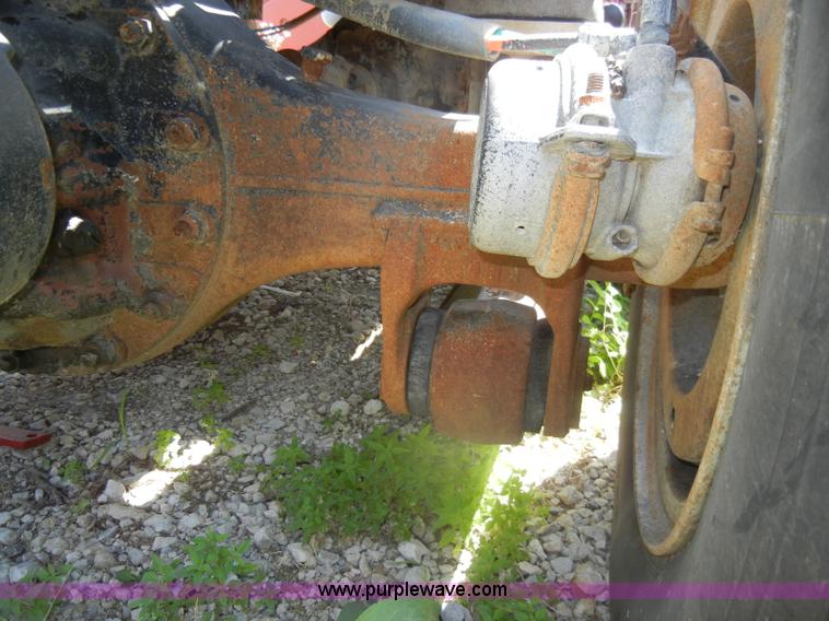 image for item D4255 1974 Diamond Reo DC10164 semi truck cab and chassis