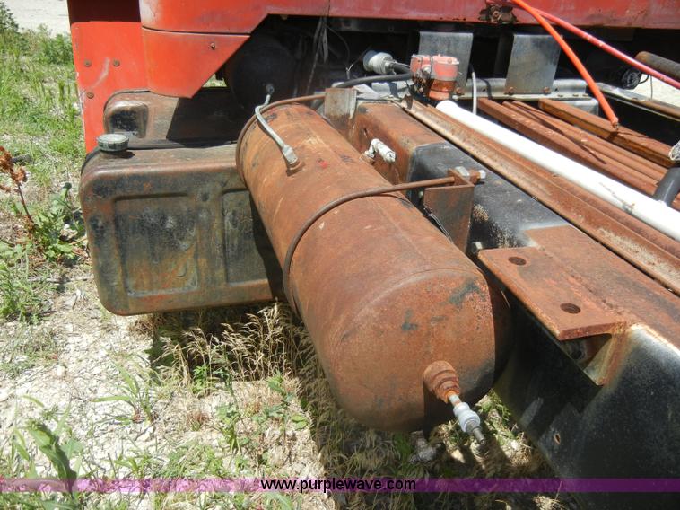 image for item D4255 1974 Diamond Reo DC10164 semi truck cab and chassis