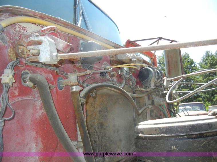 image for item D4255 1974 Diamond Reo DC10164 semi truck cab and chassis