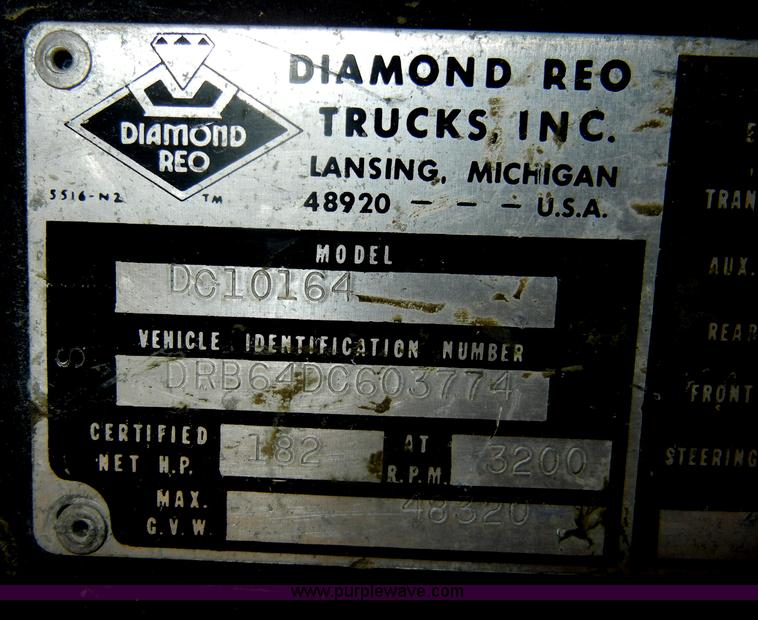 image for item D4255 1974 Diamond Reo DC10164 semi truck cab and chassis