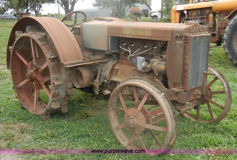 image for item D4256 1930 Case C tractor