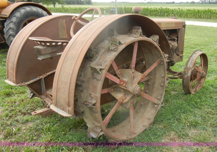 image for item D4256 1930 Case C tractor