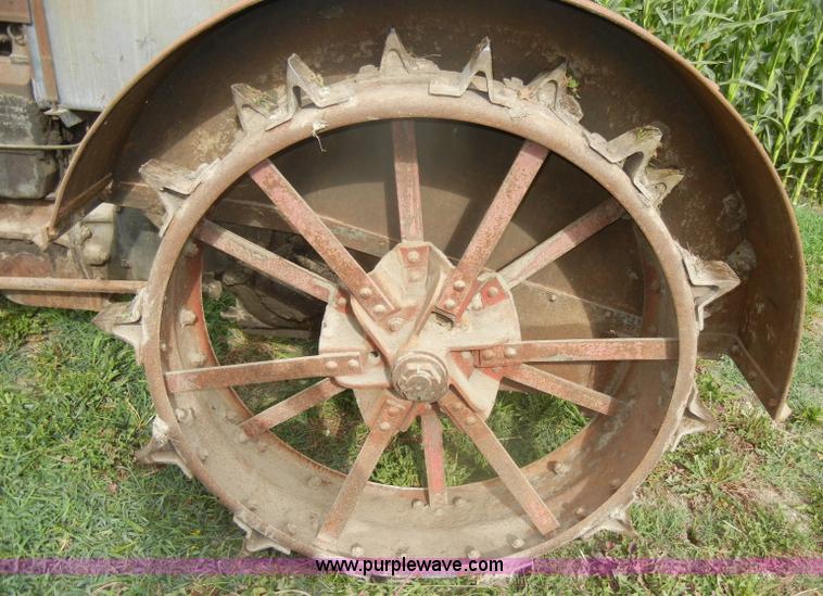 image for item D4256 1930 Case C tractor