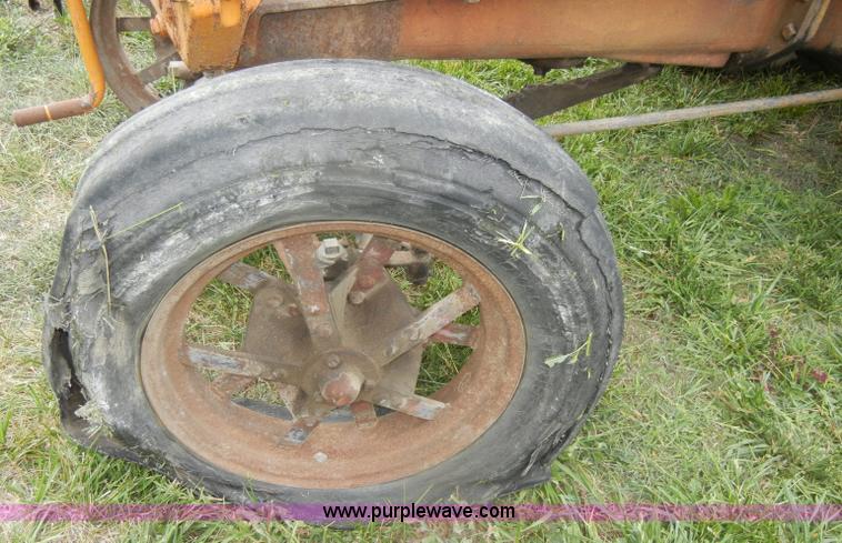 image for item D4257 1935 Twin City FTA tractor