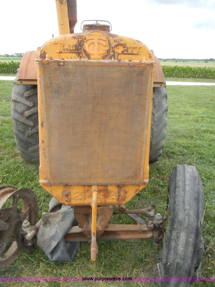 image for item D4257 1935 Twin City FTA tractor