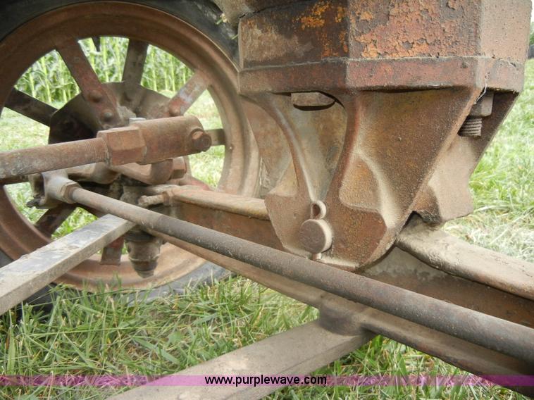 image for item D4257 1935 Twin City FTA tractor