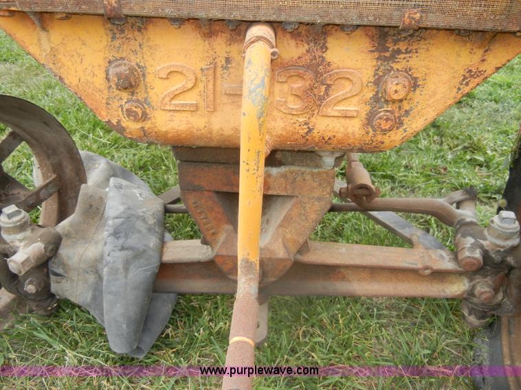 image for item D4257 1935 Twin City FTA tractor