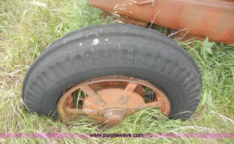 image for item D4259 McCormick-Deering 1530 tractor