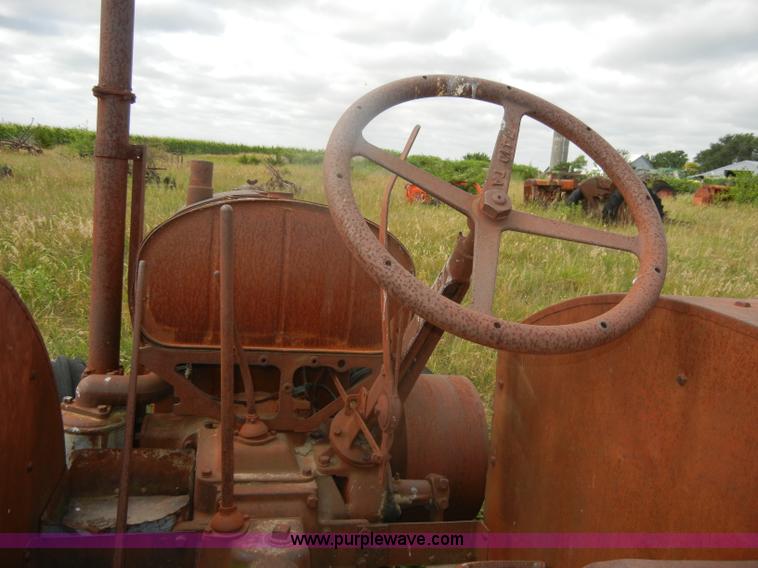 image for item D4259 McCormick-Deering 1530 tractor
