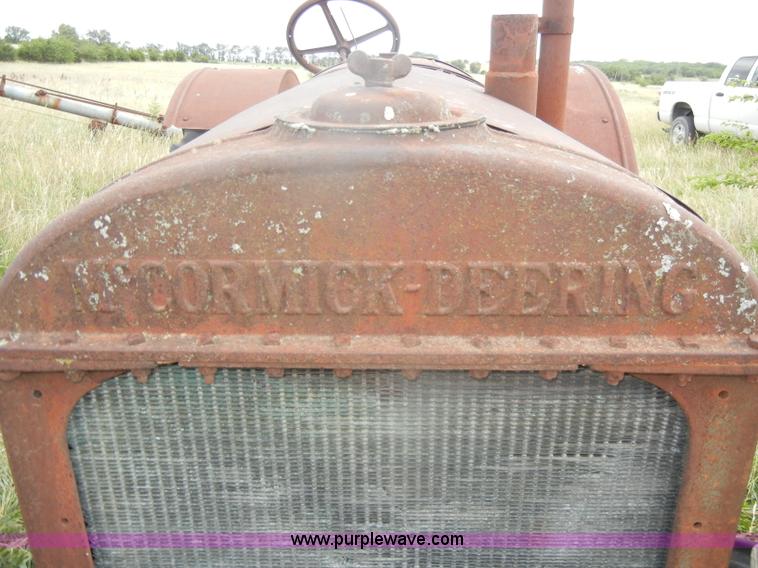image for item D4259 McCormick-Deering 1530 tractor