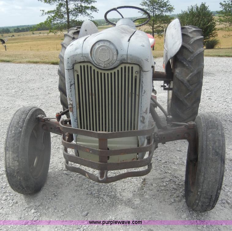 image for item D4260 1954 Ford Jubilee tractor