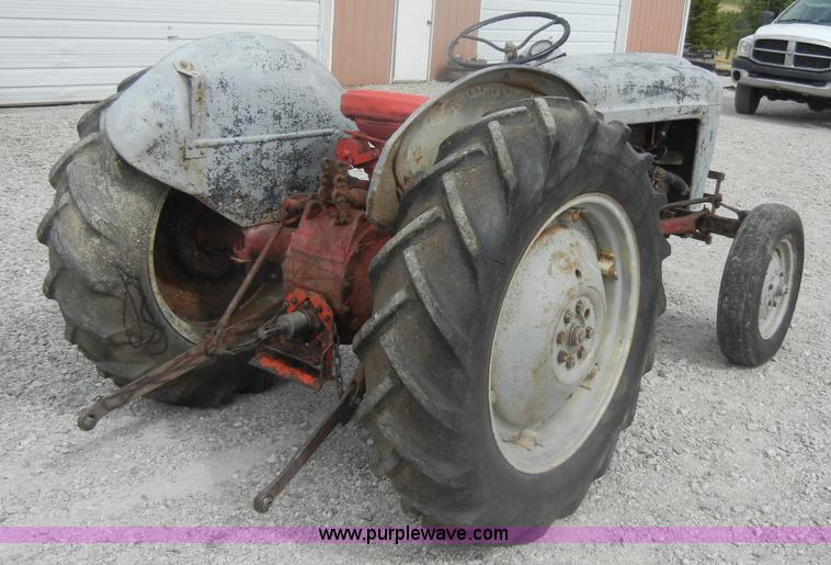 image for item D4260 1954 Ford Jubilee tractor