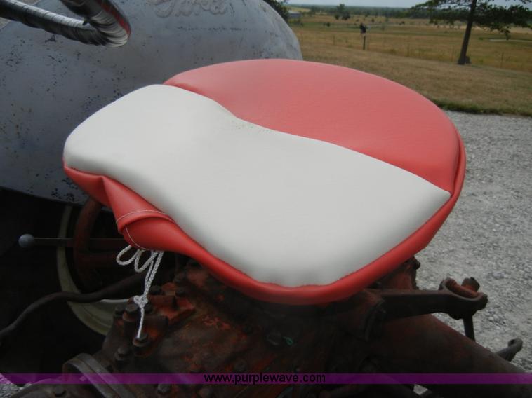 image for item D4260 1954 Ford Jubilee tractor