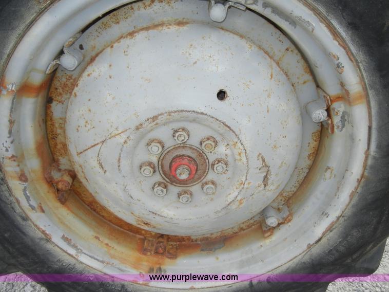 image for item D4260 1954 Ford Jubilee tractor