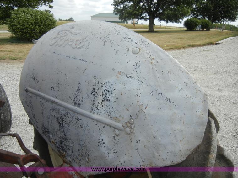 image for item D4260 1954 Ford Jubilee tractor