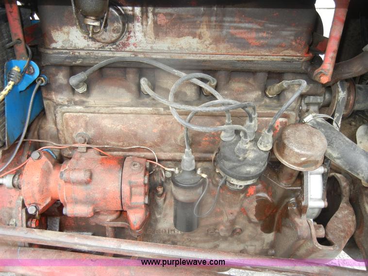 image for item D4260 1954 Ford Jubilee tractor