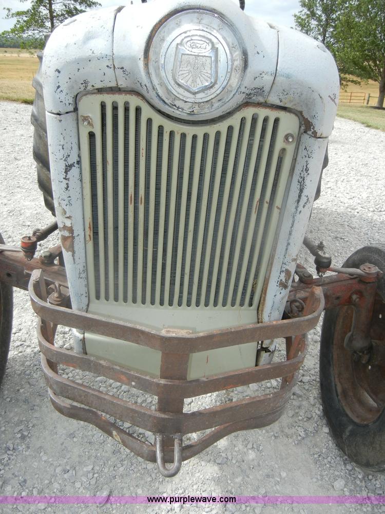 image for item D4260 1954 Ford Jubilee tractor
