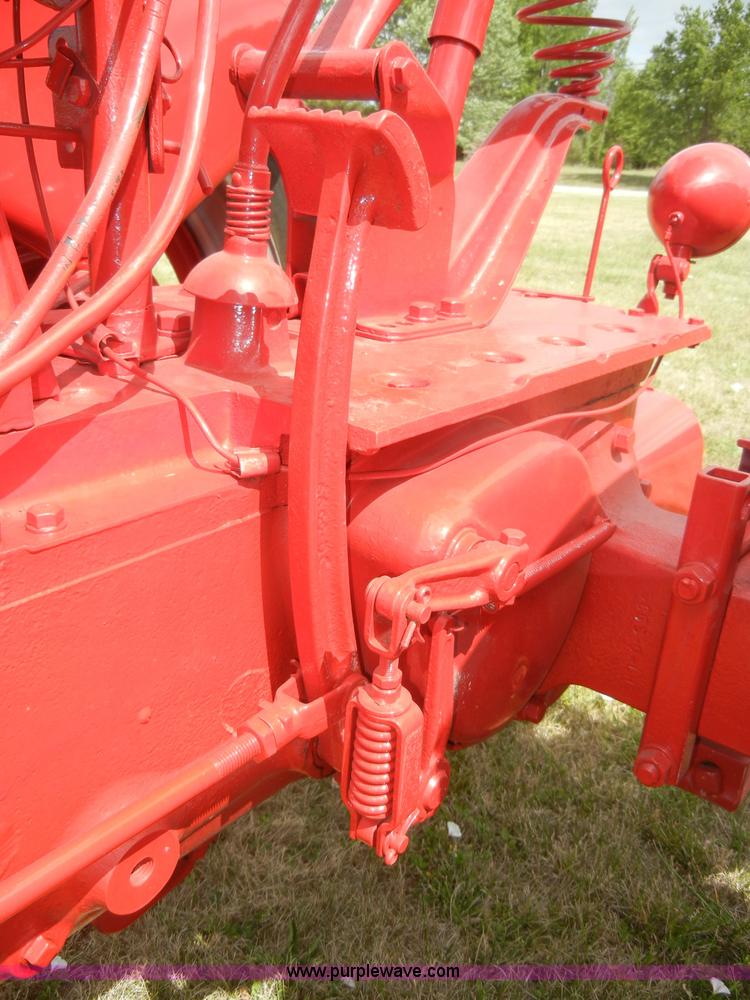 image for item D4263 McCormick Farmall H tractor