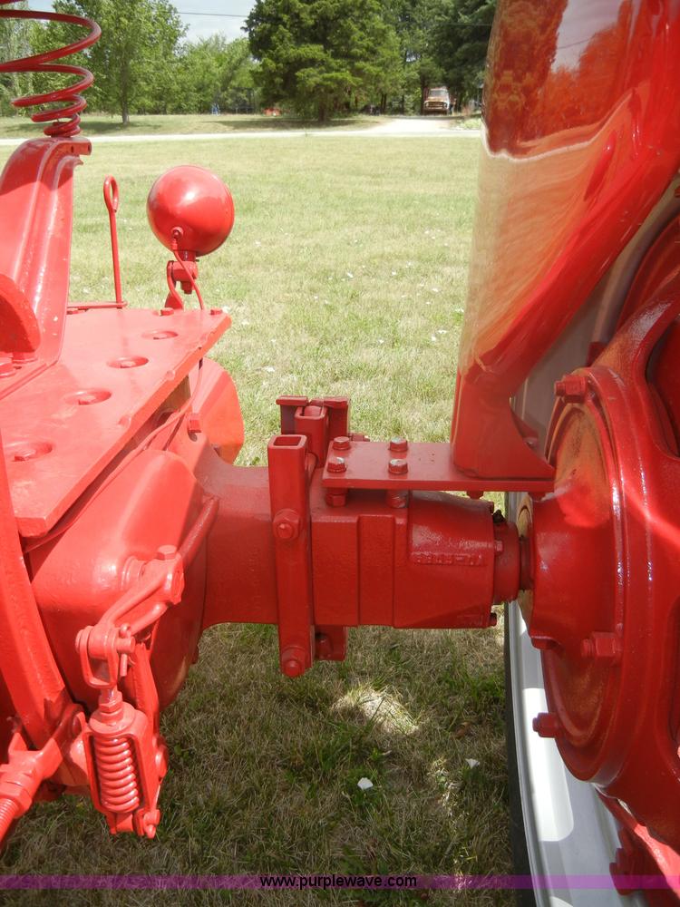 image for item D4263 McCormick Farmall H tractor