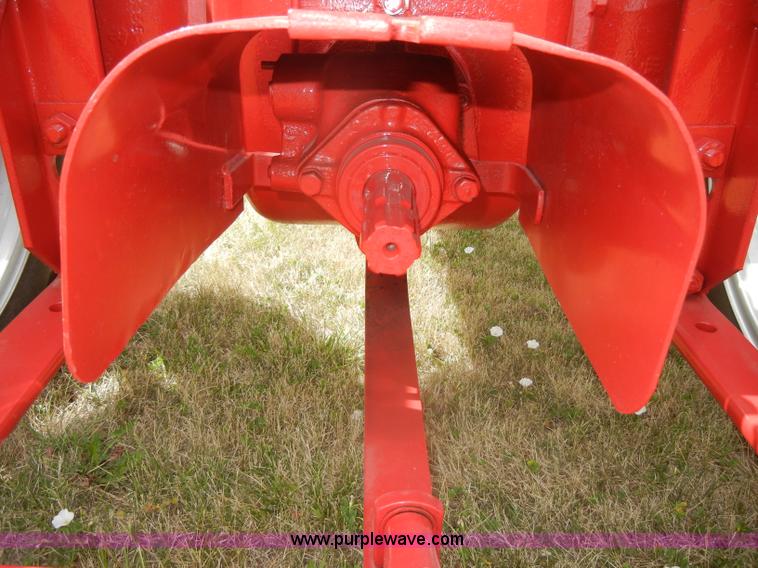 image for item D4263 McCormick Farmall H tractor